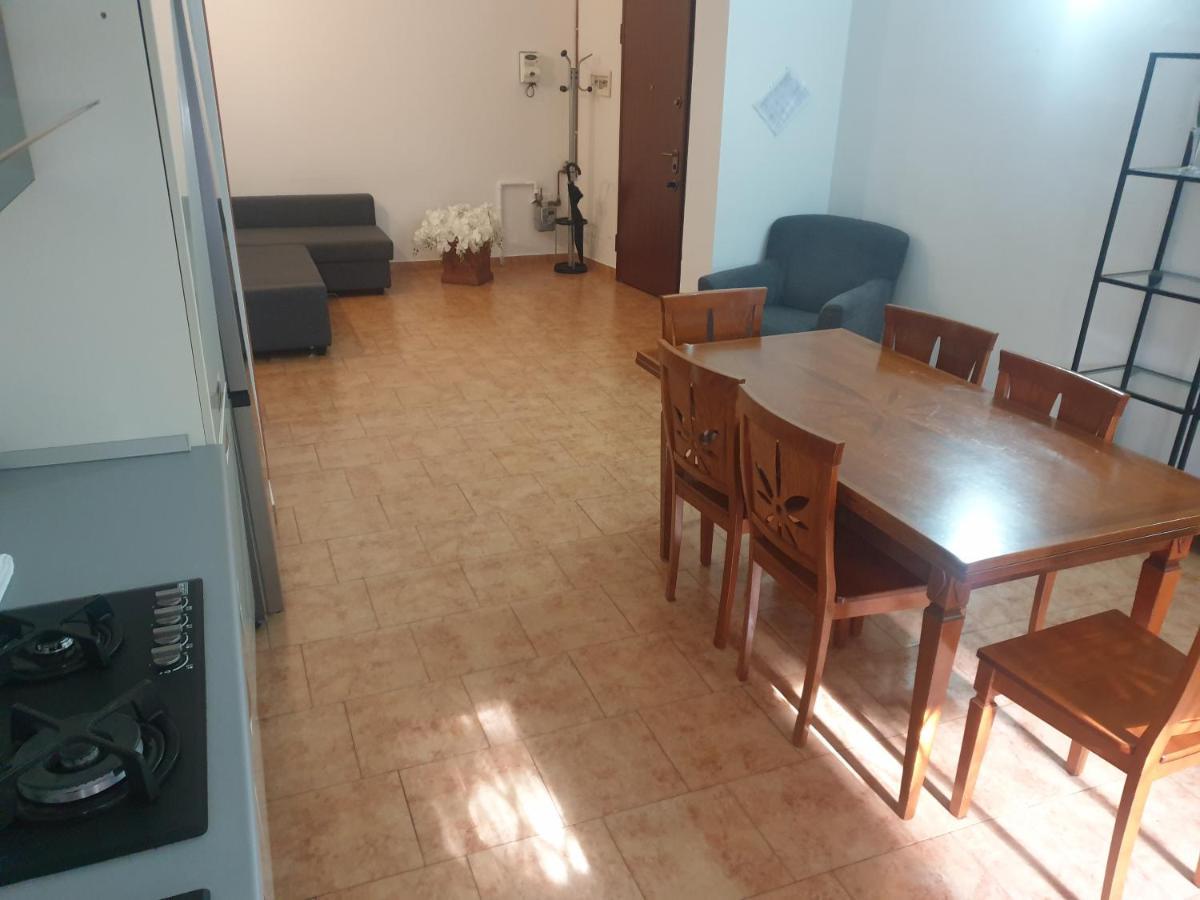 Maffucci 24 Bilocale Molto Spazioso E Moderno Milano Exterior foto